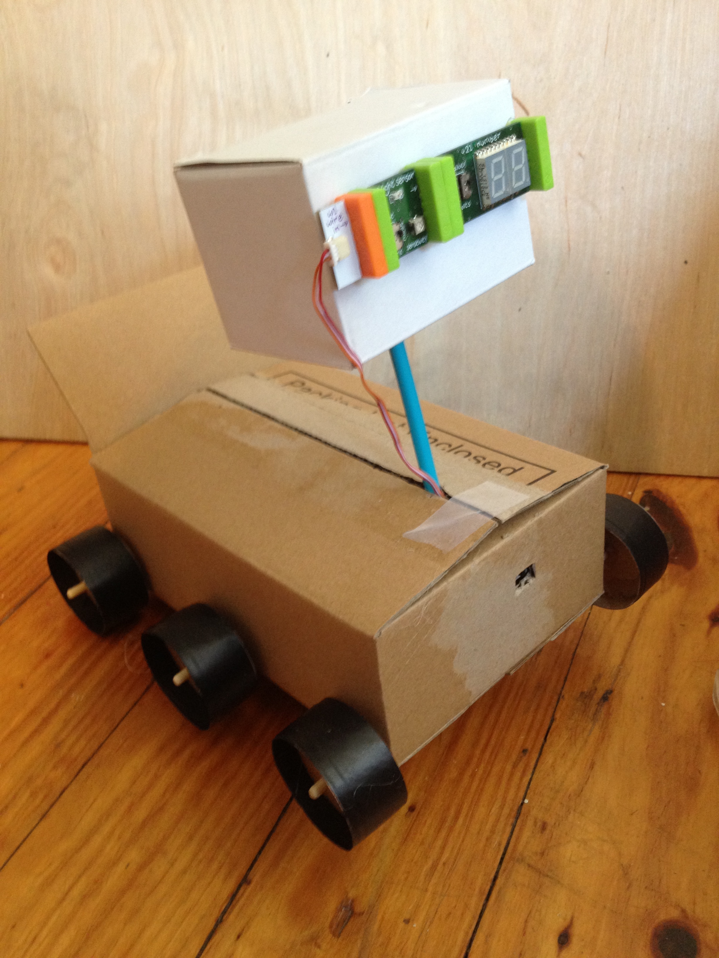 Cardboard Box Mars Rover a littleBits Project by echothebat