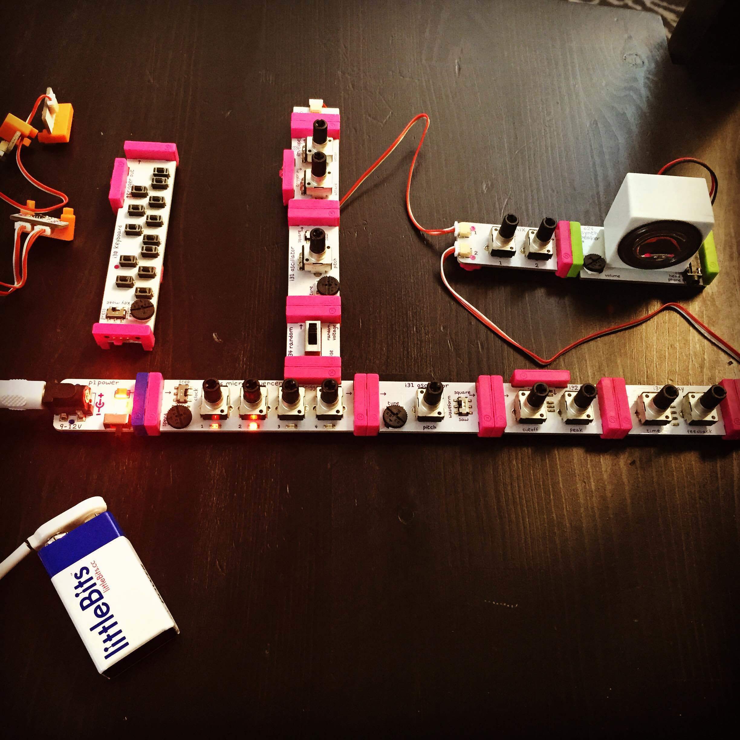 Korg Little Bits シンセサイザー キット JRRshop.com | Korg littleBits Synth Kit Analog Modular