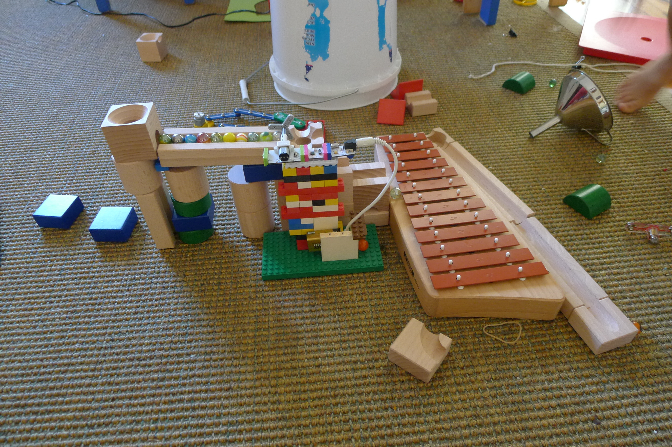 cugolino marble run
