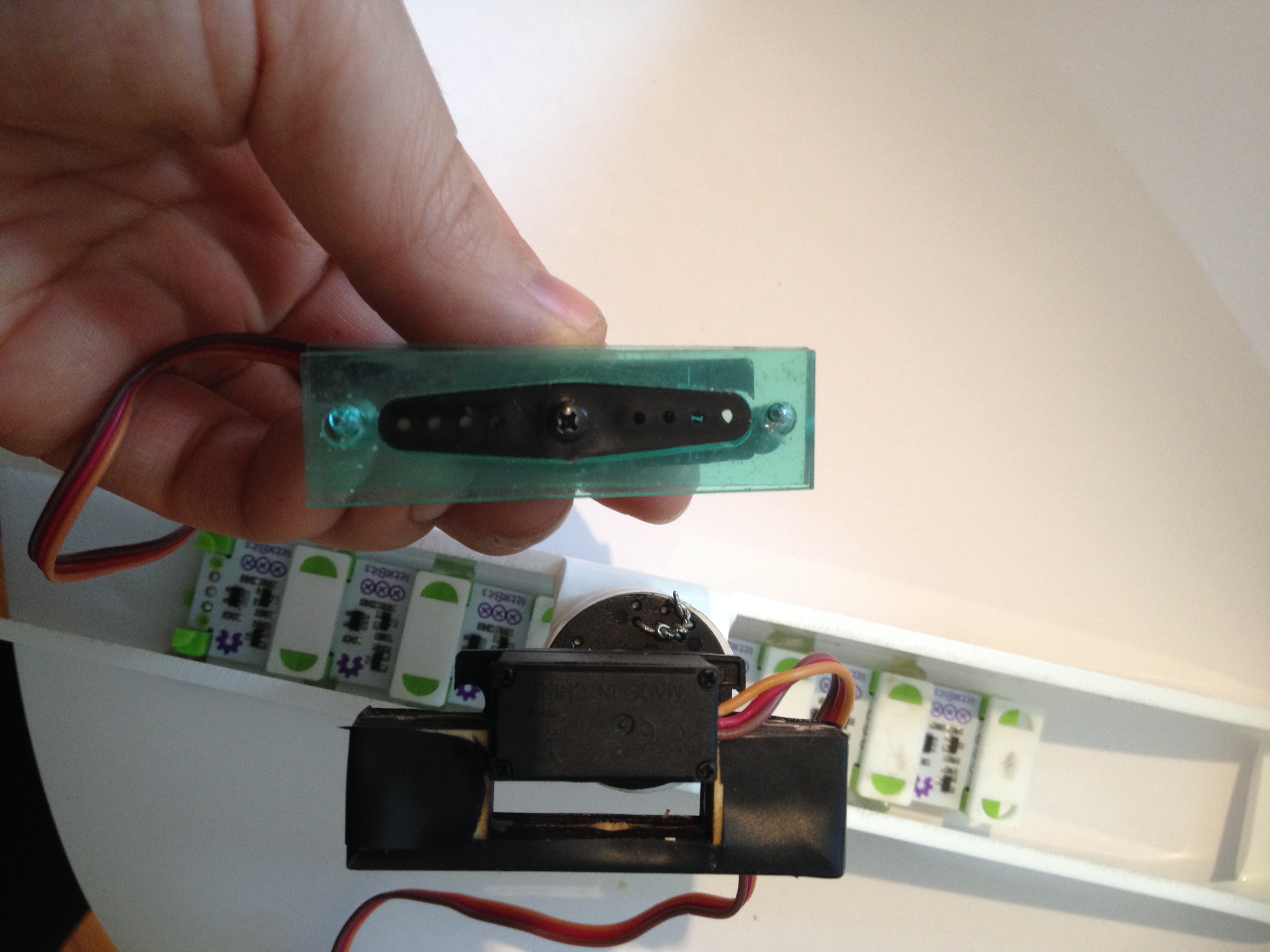 Wireless Adjustable Light Fixture a littleBits Project by littleBits