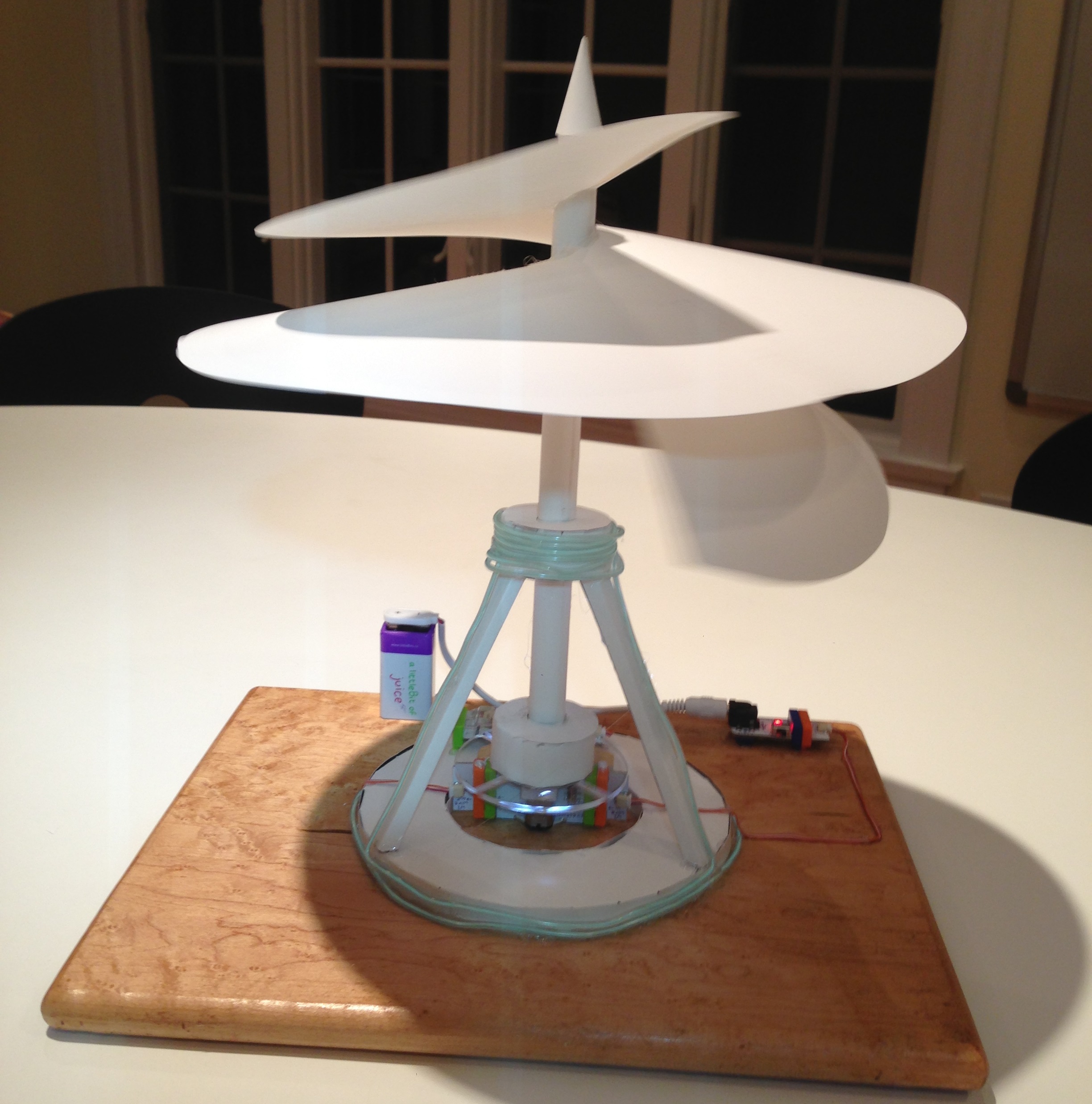 DaVinci Air Screw Reimagined a littleBits Project by Albert Kim