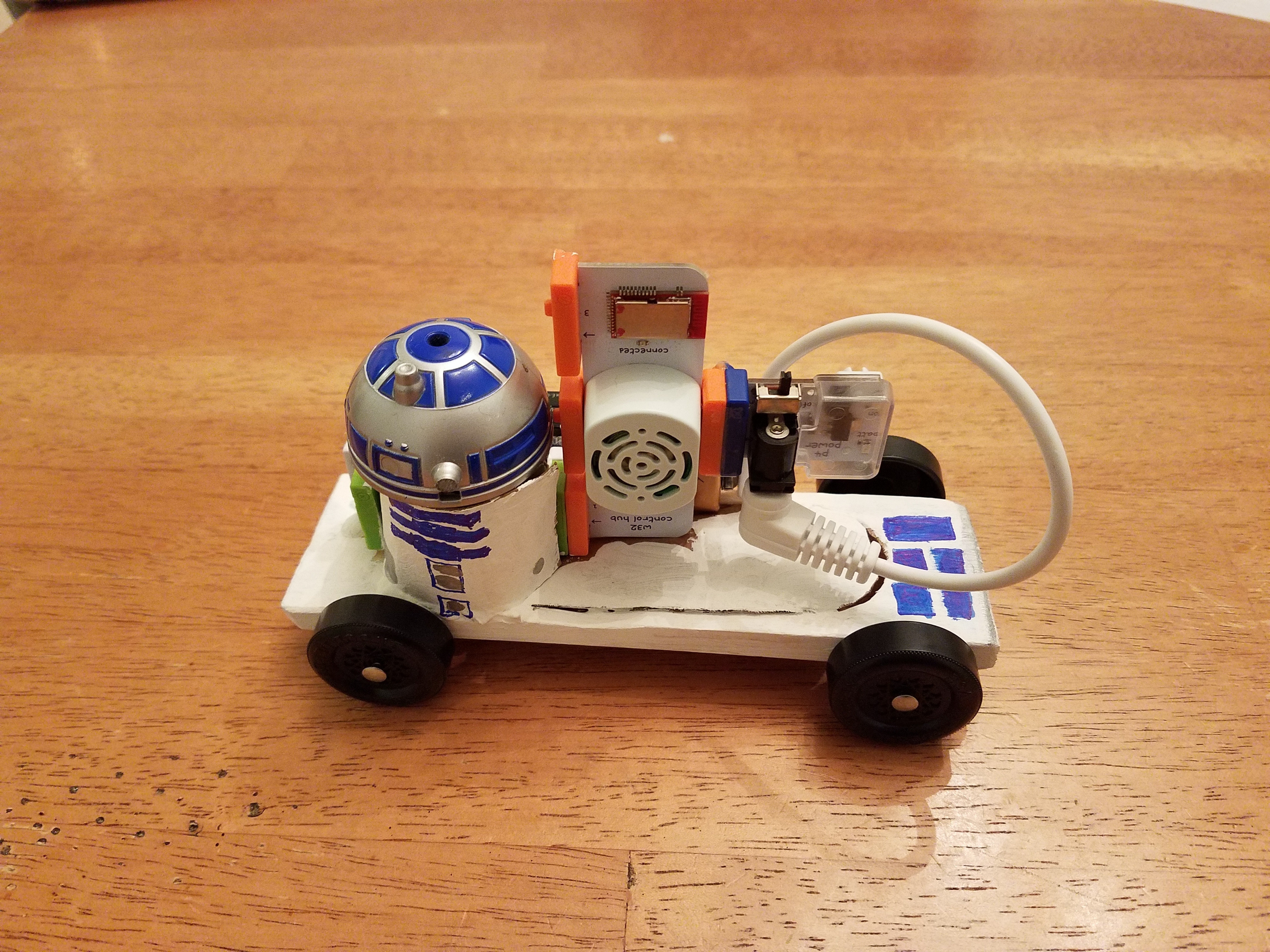 Max's littlebits R2D2 pinewood derby car a littleBits Project by jaremski