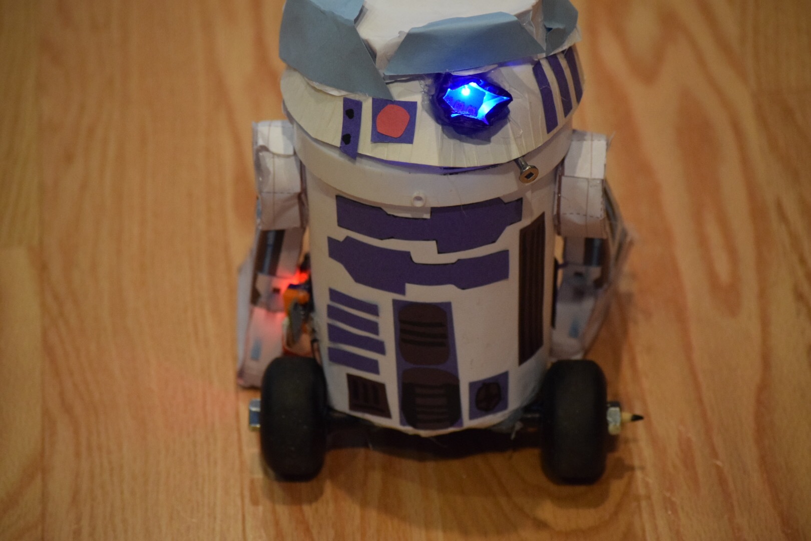 R2D2 bitbot BitWars a littleBits Project by